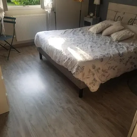 A 10 Minutes Du Circuit Des 24h Du Mans Et A 5 Minutes Sortie Autoroute A11 3* Etival-les-le-Mans